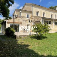 Maison - 5 pièces - 210 m²