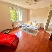 Maison - 6 pièces - 258 m²