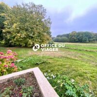 Maison - 7 pièces - 254 m²