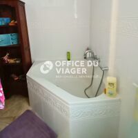 Maison - 8 pièces - 346 m²