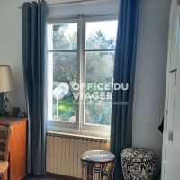 Maison - 7 pièces -  238,35 m²