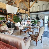 Maison - 5 pièces - 338,70 m²