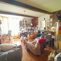 Maison - 4 pièces - 199 m²