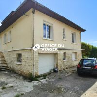 Maison - 8 pièces - 216,63 m²
