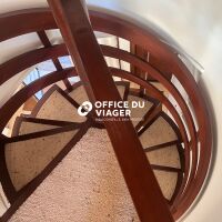 Maison - 6 pièces - 260 m²