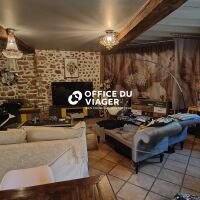 Maison - 6 pièces - 194 m²
