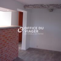 Maison - 8 pièces - 180 m²