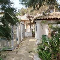 Propriété - 1 maison - 5 pavillons - 4 appartements - 386 m²