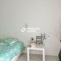 Maison - 6 pièces - 232 m²