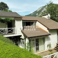 Maison - 5 pièces - 161 m²