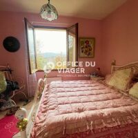 Maison - 6 pièces - 160 m²
