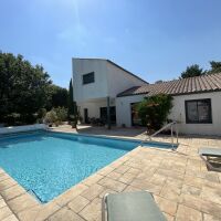 Maison - 7 pièces - 190 m²