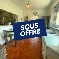 Maison - 7 pièces - 255 m²