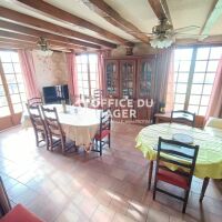 Maison - 6 pièces - 140 m²
