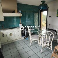 Maison - 6 pièces - 228,35 m²