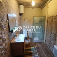 Maison - 13 pièces - 446 m²