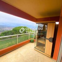 Appartement - 5 pièces - 152 m²