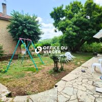 Maison - 8 pièces - 216,63 m²