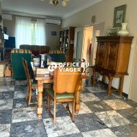 Ensemble immobilier - 10 pièces - 225 m²