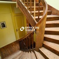 Maison - 6 pièces - 185 m²
