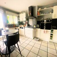 Maison - 6 pièces - 148 m²