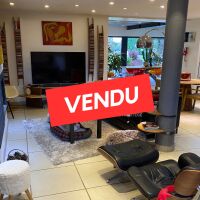 Maison - 7 pièces - 195 m²