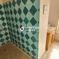 Maison - 9 pièces - 240 m²