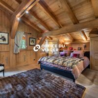 Chalet - 8 pièces - 295 m²