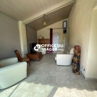 Maison - 5 pièces - 210 m²