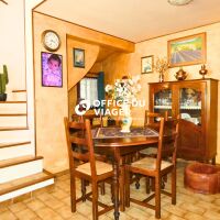 Maison - 8 pièces - 177 m²