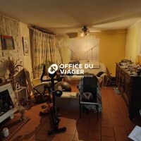 Maison - 9 pièces - 225 m²
