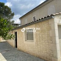 Maison - 5 pièces - 210 m²