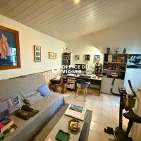 Maison - 6 pièces - 226 m²