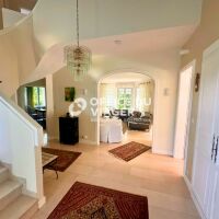 Maison - 6 pièces - 258 m²