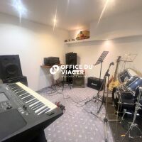 Maison - 5 pièces - 242,80 m²