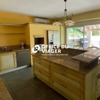 Maison - 5 pièces - 210 m²