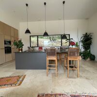 Maison - 5 pièces - 250 m²