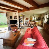 Maison - 6 pièces - 160 m²
