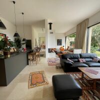 Maison - 5 pièces - 250 m²