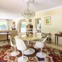 Maison - 7 pièces - 207,38 m²