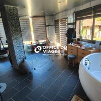 Maison - 5 pièces - 192 m²