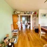Appartement- 3 pièces - 69.86 m²