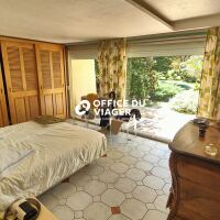 Maison - 6 pièces - 180 m²