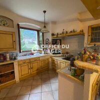 Maison - 6 pièces - 160 m²
