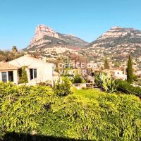 Maison - 5 pièces - 121 m²