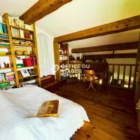 Maison - 6 pièces - 195 m²
