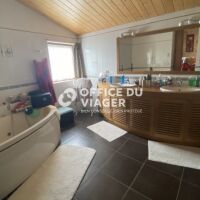 Maison - 7 pièces - 400 m²