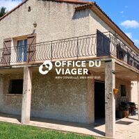 Maison  - 4 pièces - 150 m²