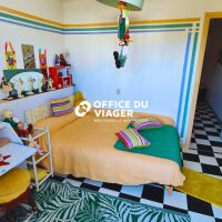 Maison - 7 pièces - 400 m²