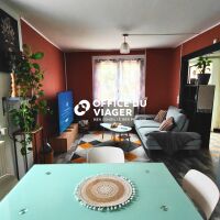 Ensemble immobilier - 3 maisons - 178 m²